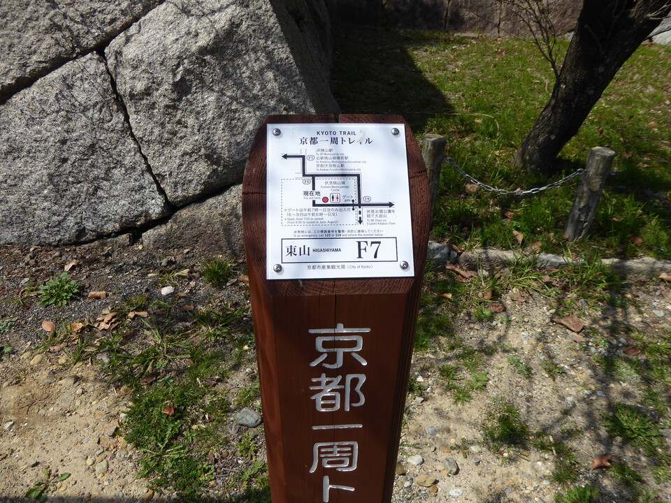 P1000660_mid.jpg