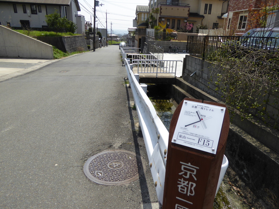 P1000681_mid.jpg