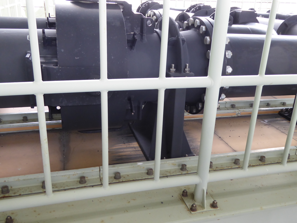 P1070457_mid.jpg