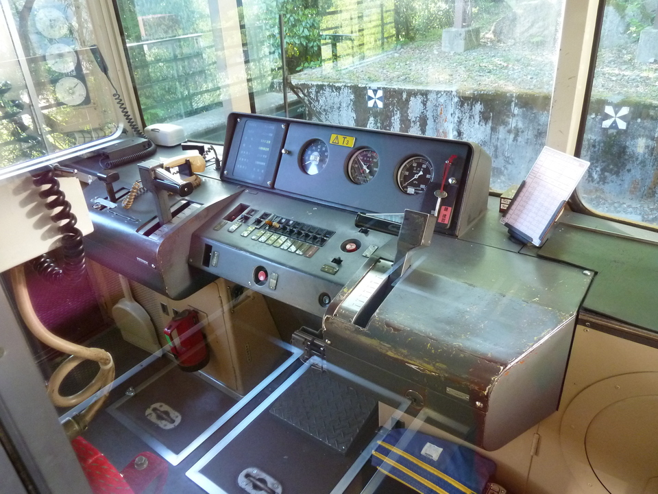 P1060896_mid.jpg