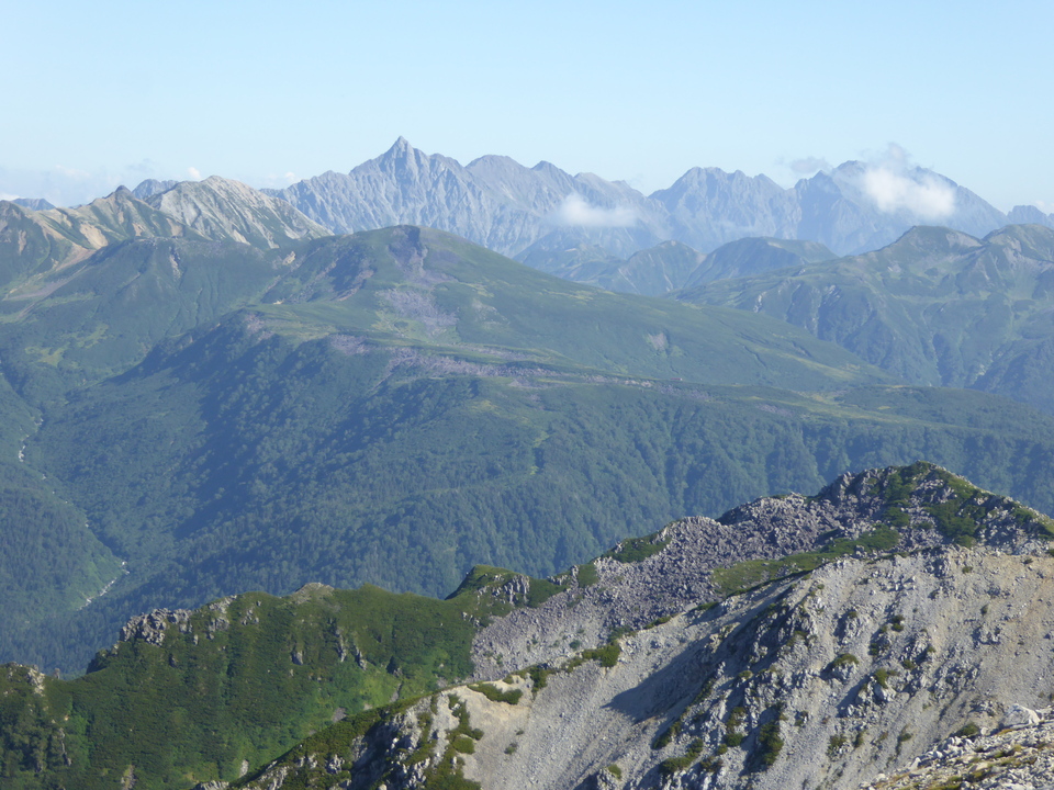 P1030036_mid.jpg
