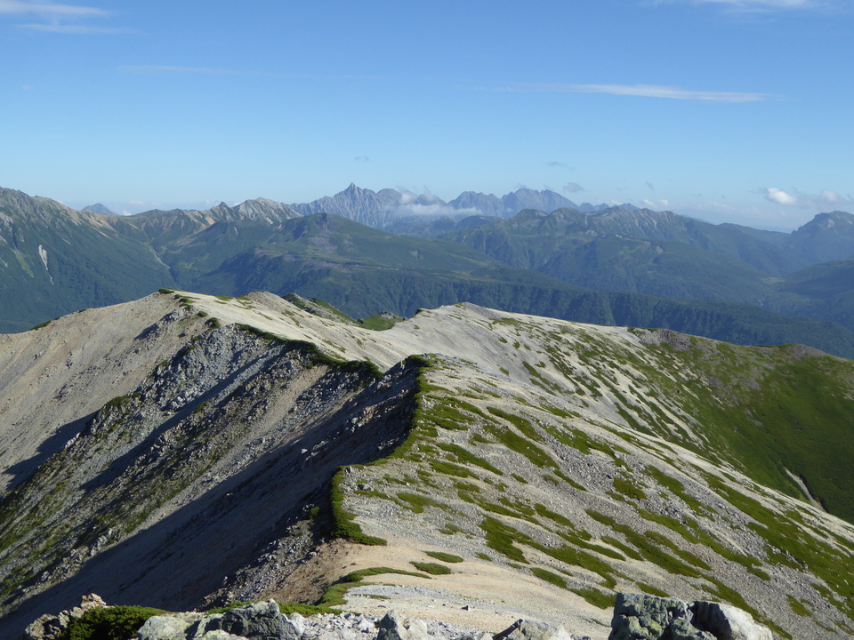 P1030043_mid.jpg