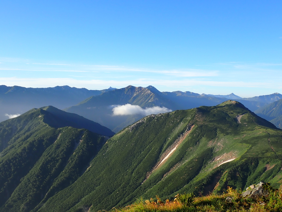 P8272833_mid.jpg