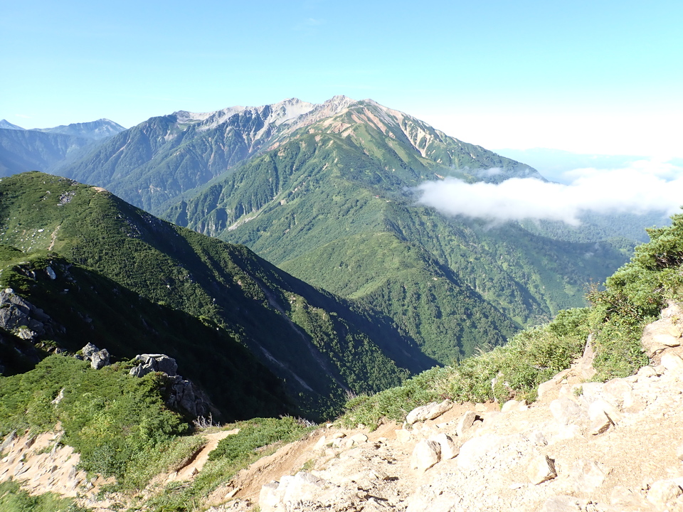 P8272951_mid.jpg