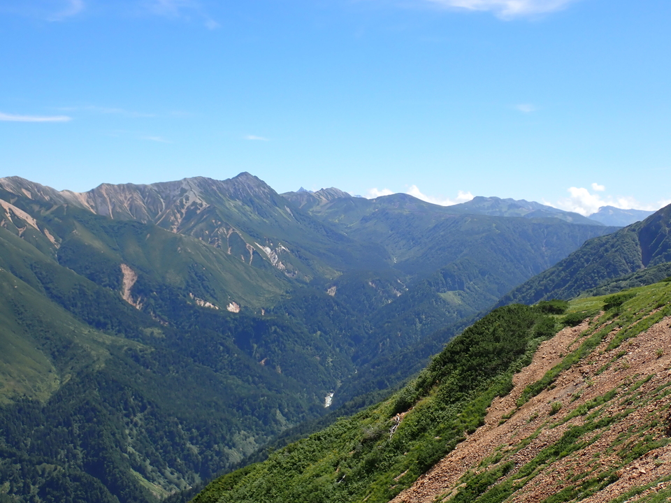 P8273095_mid.jpg