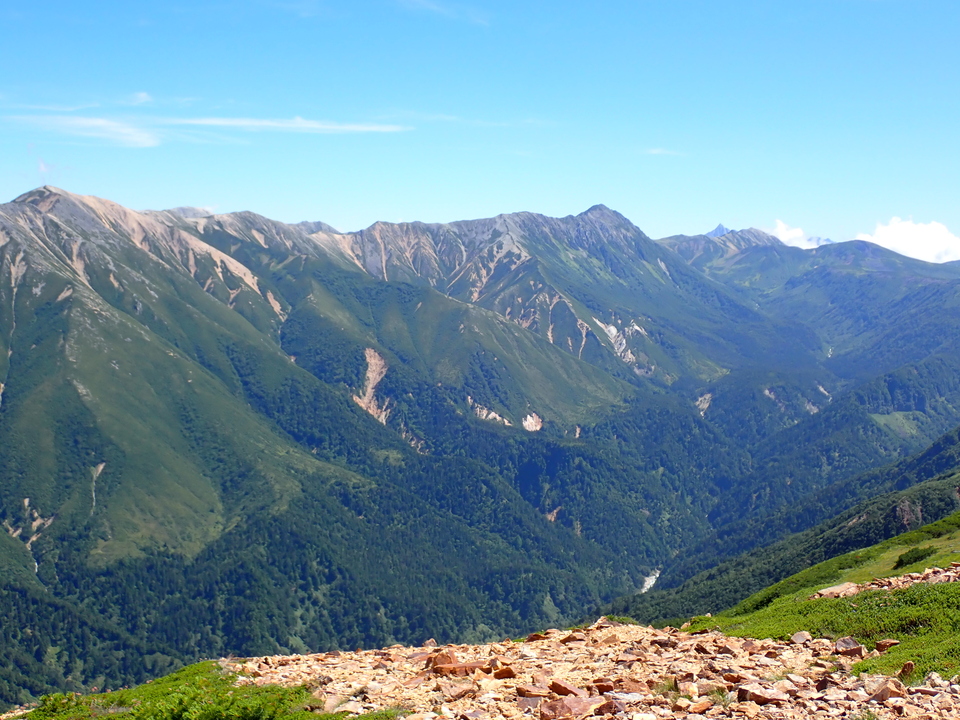 P8273103_mid.jpg