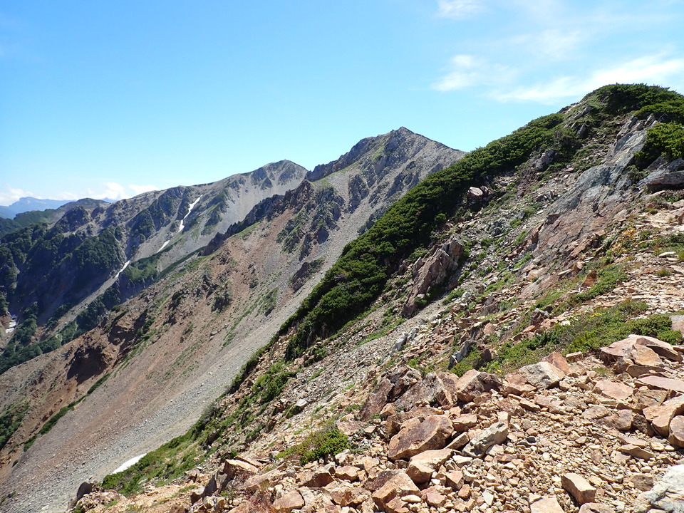 P8273123_mid.jpg