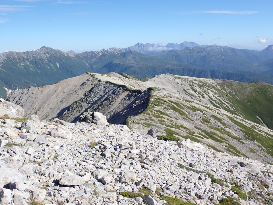 P8273217_mid.jpg
