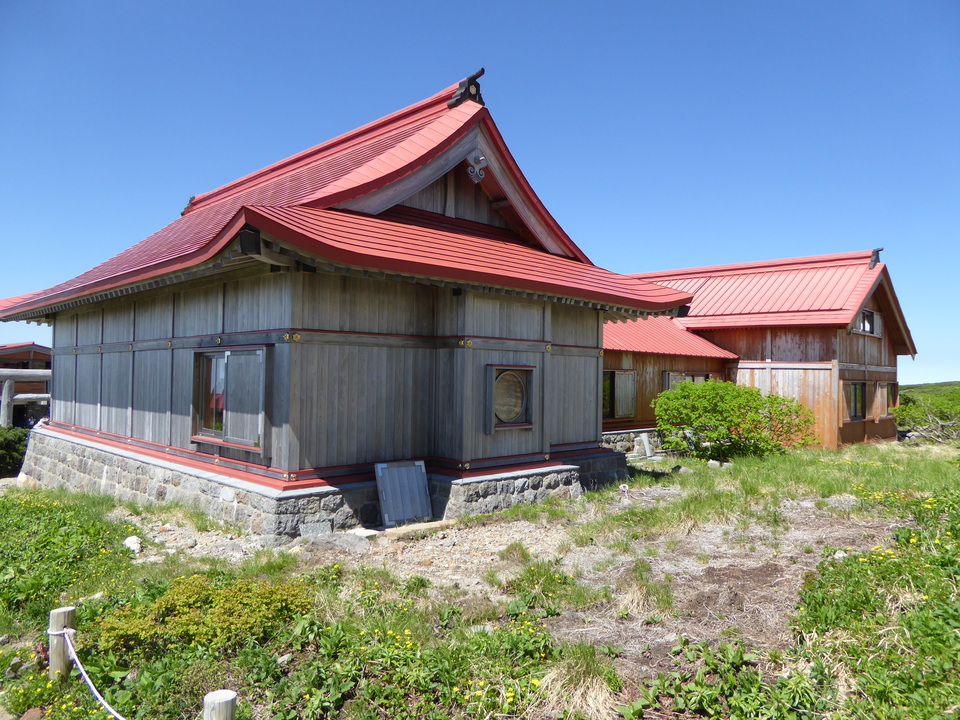 P1040357_mid.jpg