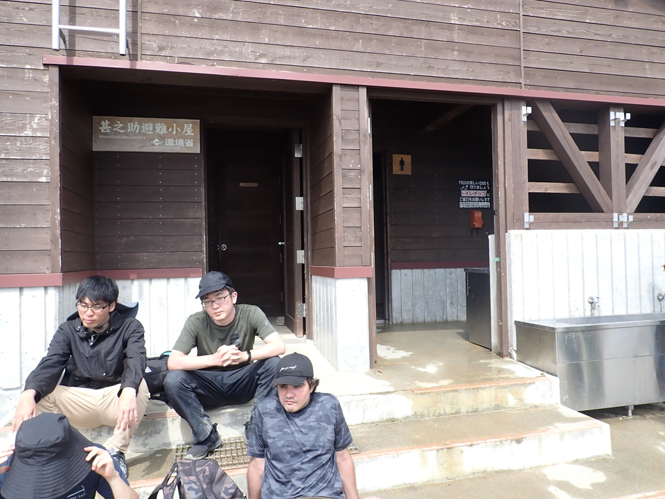P7027715_mid.jpg