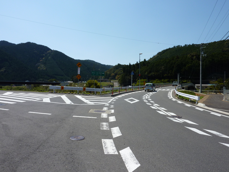 P1020090_mid.jpg