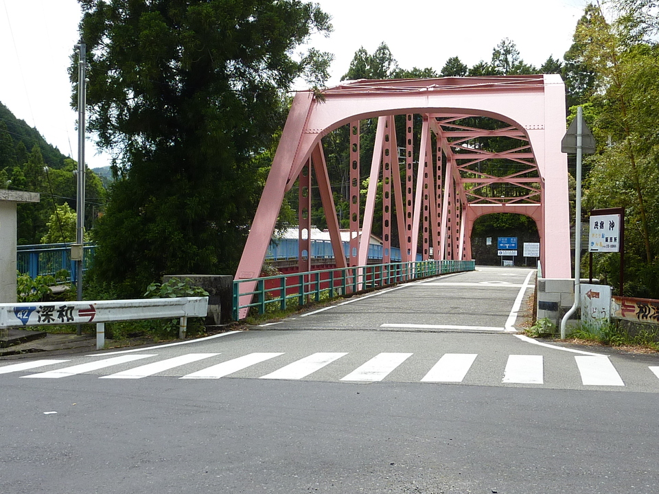 P1030016_mid.jpg