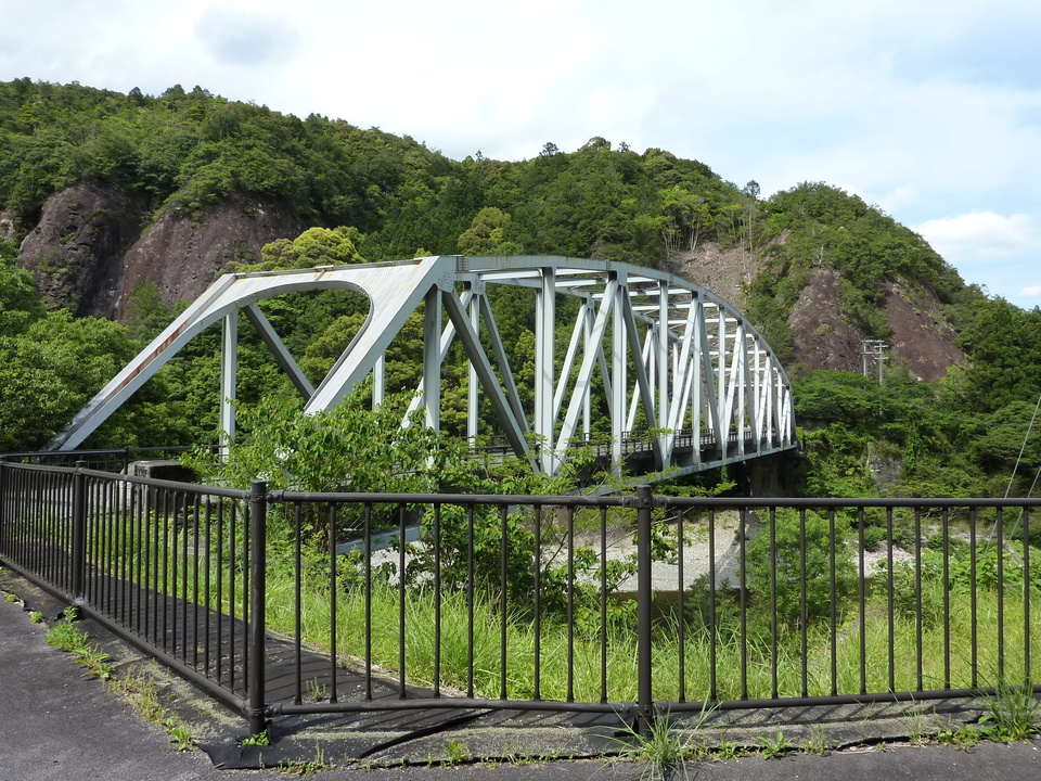 P1030046_mid.jpg