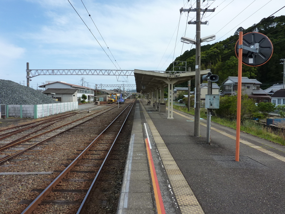 P1030087_mid.jpg