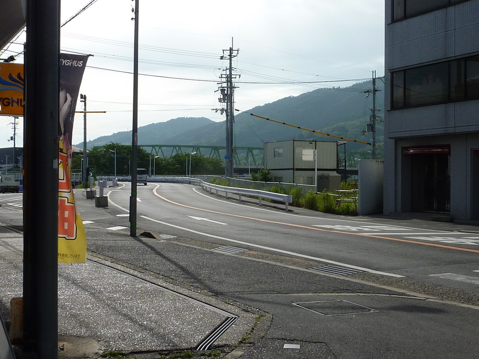 P1030179_mid.jpg