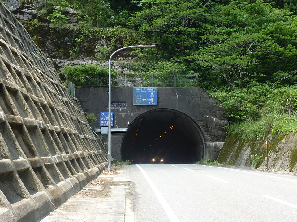 P1020102_mid.jpg
