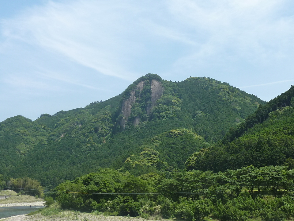 P1020238_mid.jpg