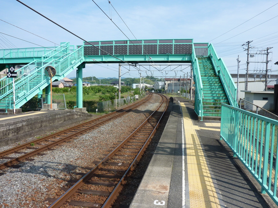 P1020279_mid.jpg
