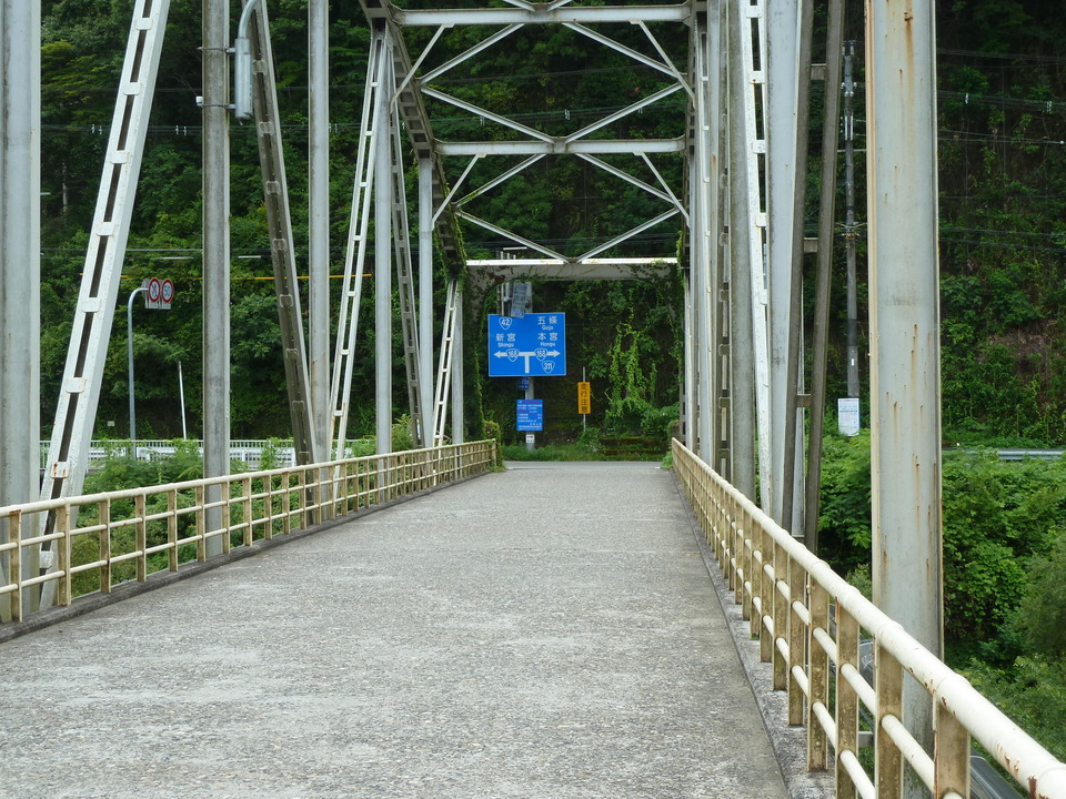 P1000490_mid.jpg