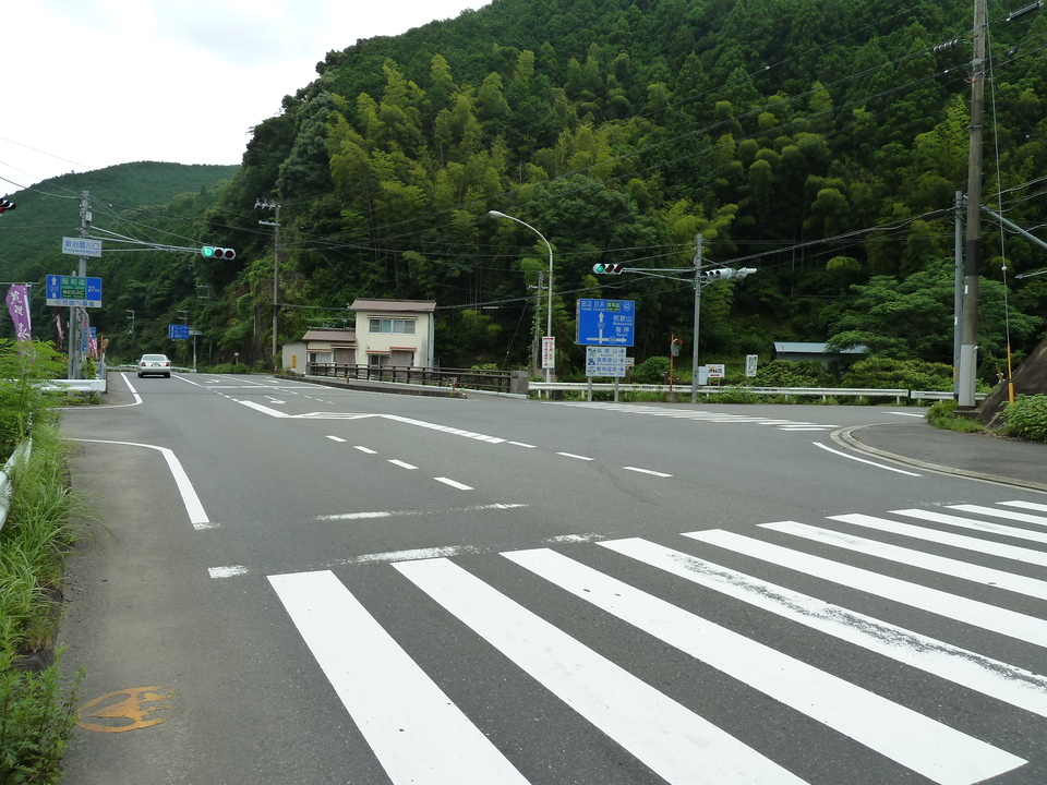 P1000521_mid.jpg