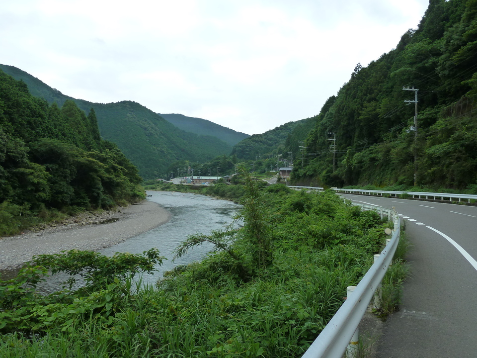 P1000523_mid.jpg