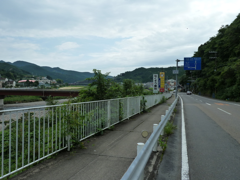 P1000531_mid.jpg