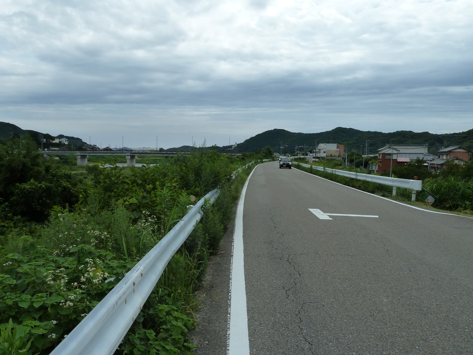 P1000533_mid.jpg