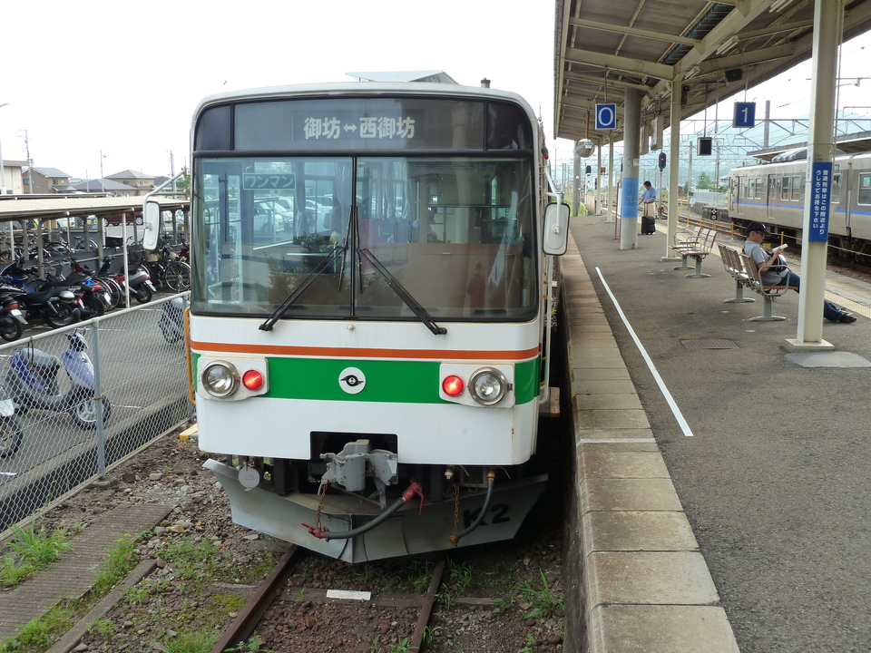 P1000570_mid.jpg
