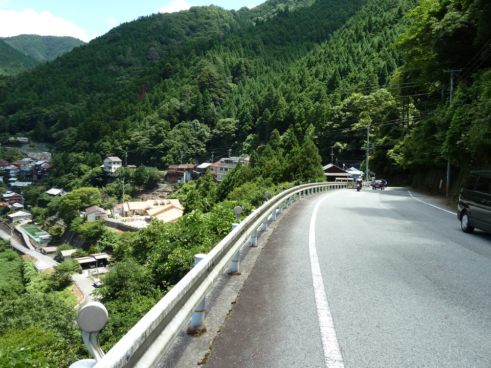 P1000889_mid.jpg