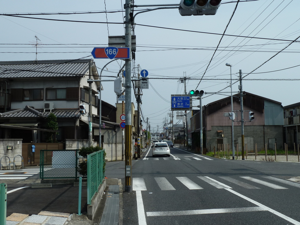 P1010145_mid.jpg
