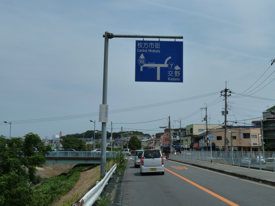 P1010272_mid.jpg