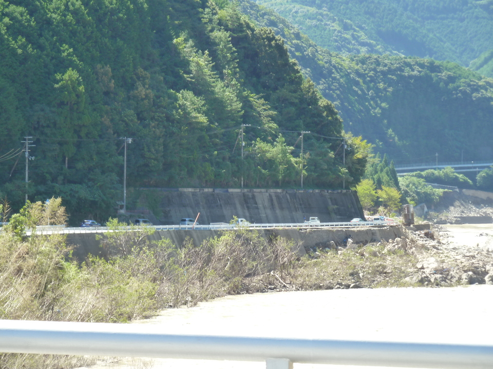 P1010794_mid.jpg