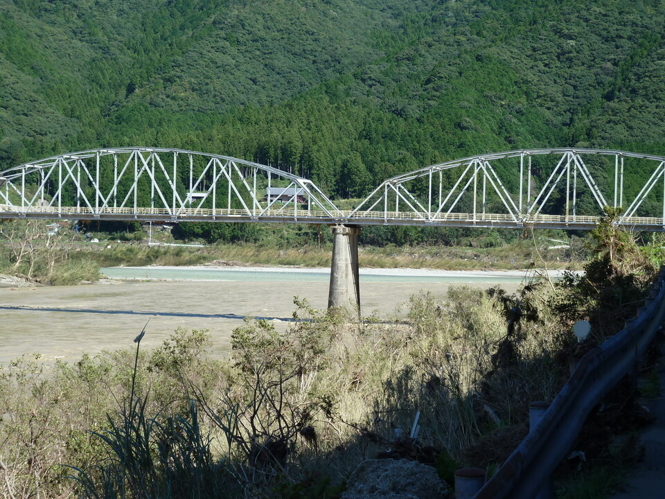 P1010871_mid.jpg