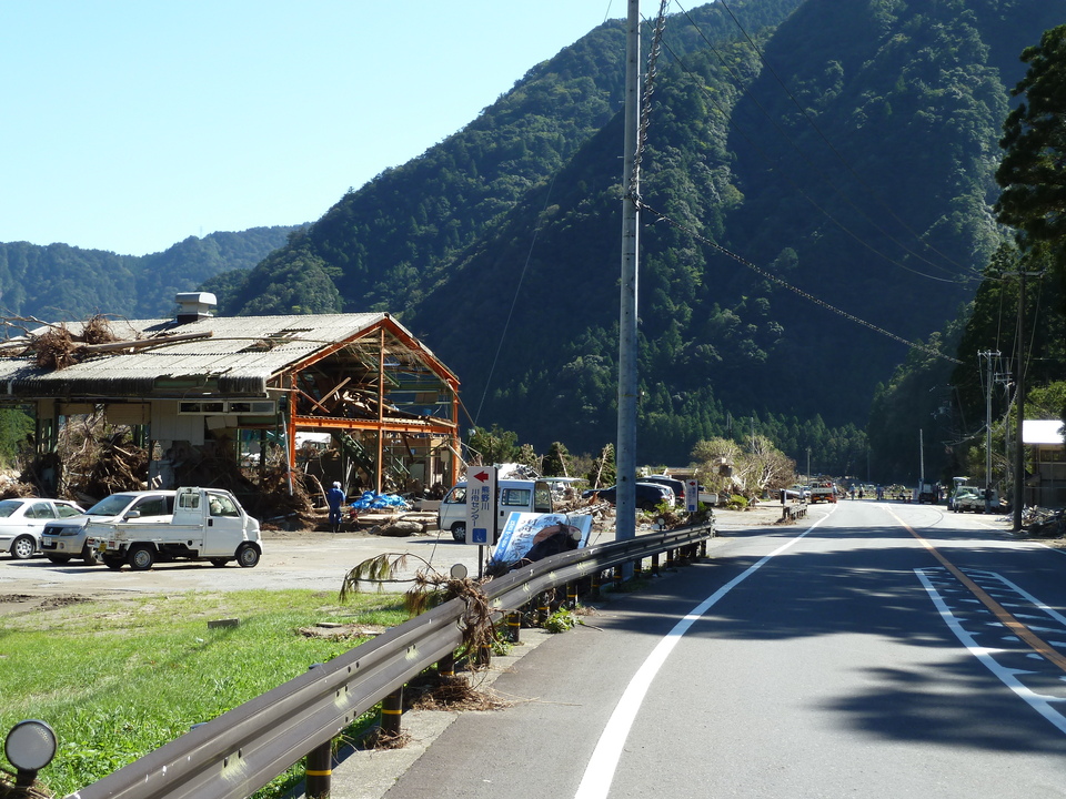 P1010888_mid.jpg