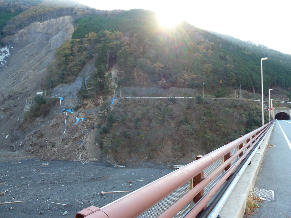 P1020470_mid.jpg