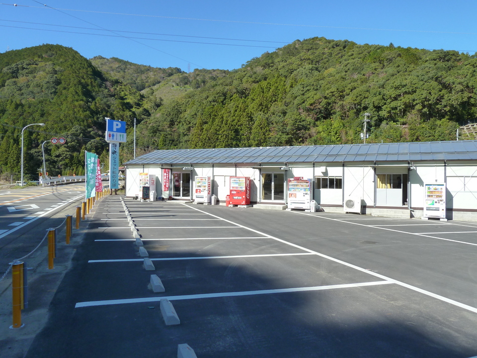 P1020587_mid.jpg