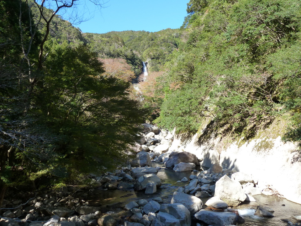 P1020627_mid.jpg