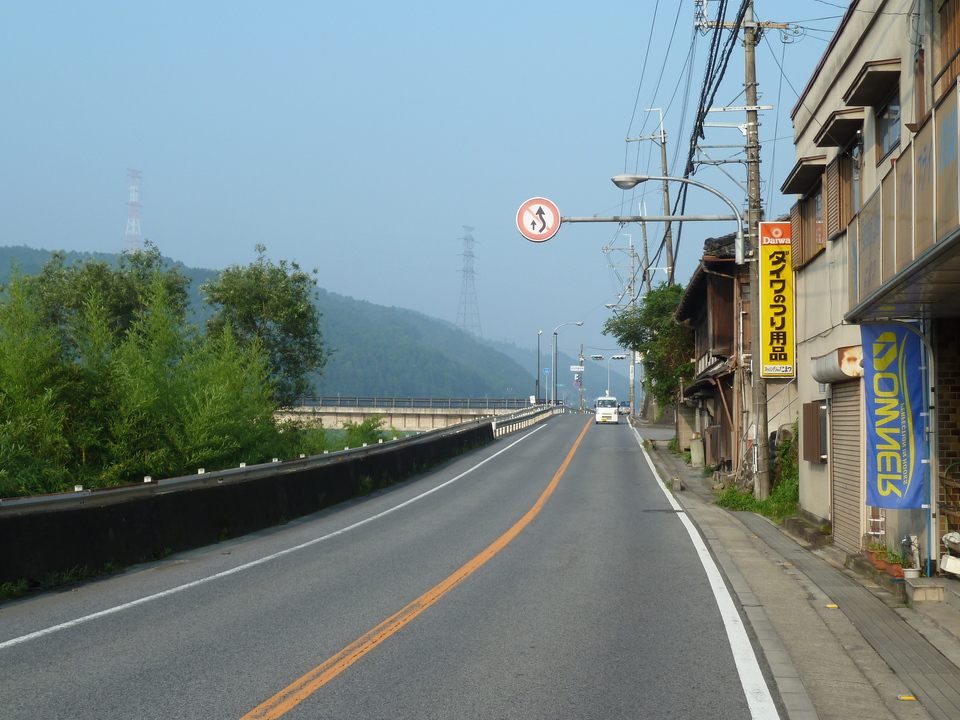 P1030944_mid.jpg