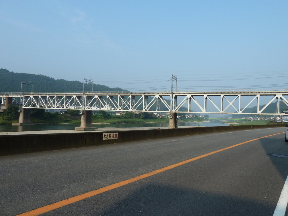 P1030957_mid.jpg