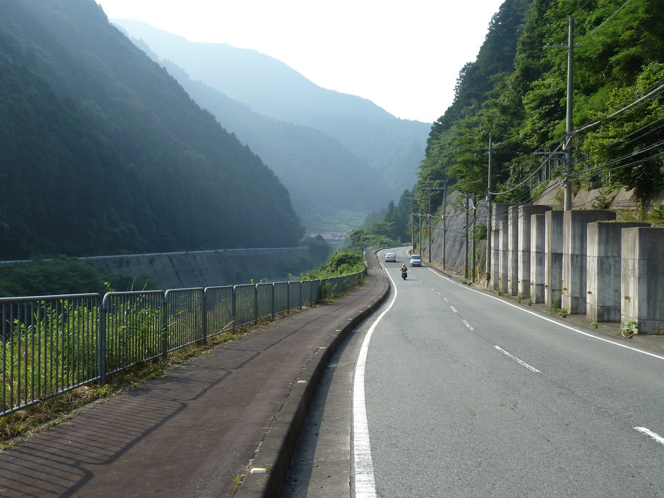 P1040081_mid.jpg