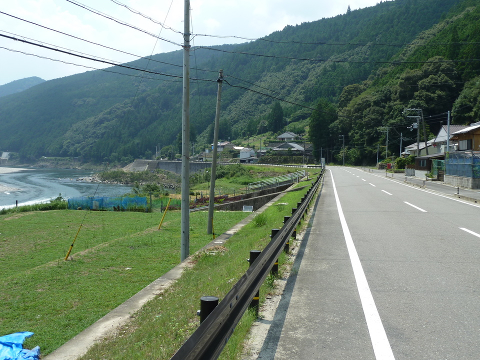 P1040476_mid.jpg