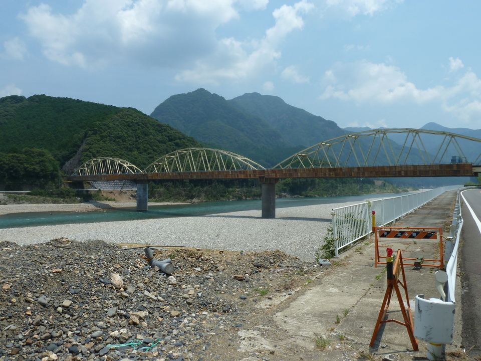 P1040506_mid.jpg
