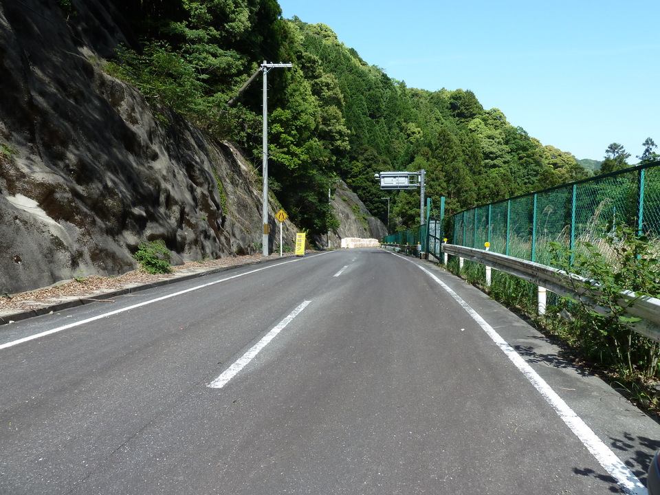 P1070544_mid.jpg