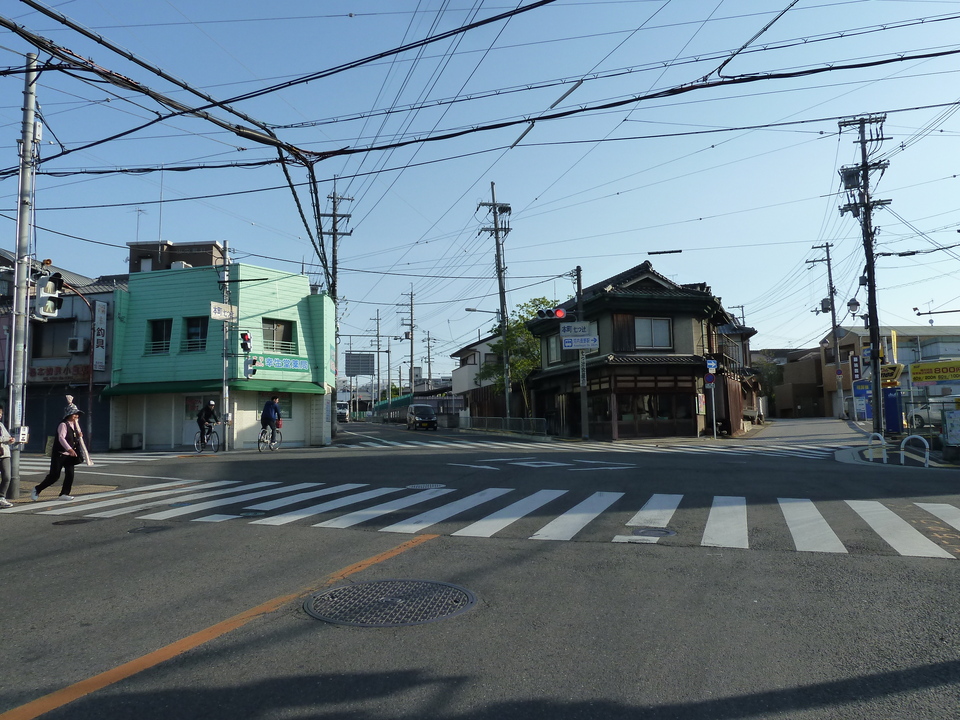 P1090726_mid.jpg