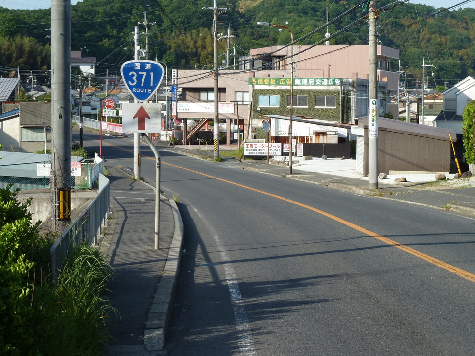 P1090727_mid.jpg
