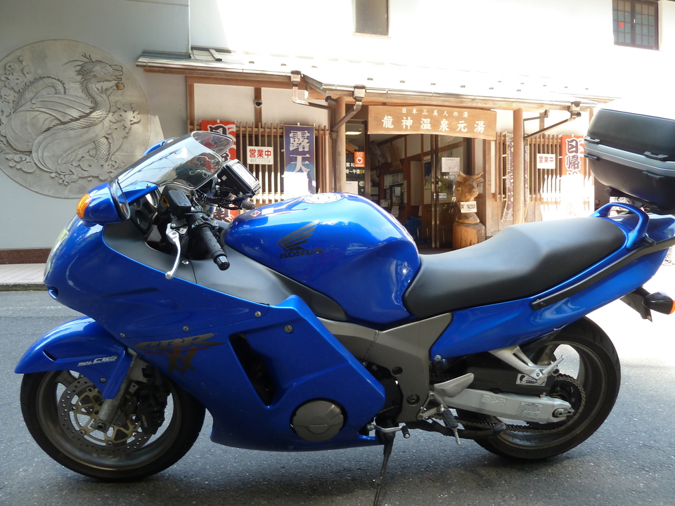 P1090737_mid.jpg