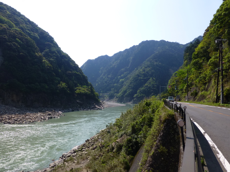 P1040295_mid.jpg