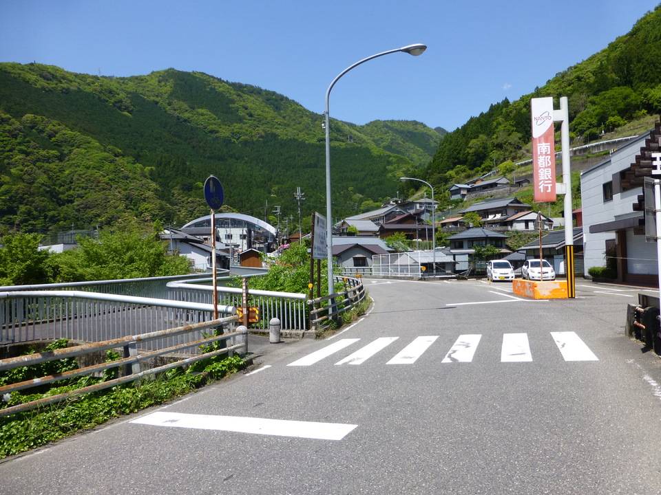 P1050281_mid.jpg