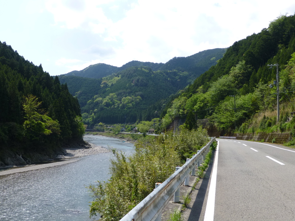 P1050594_mid.jpg