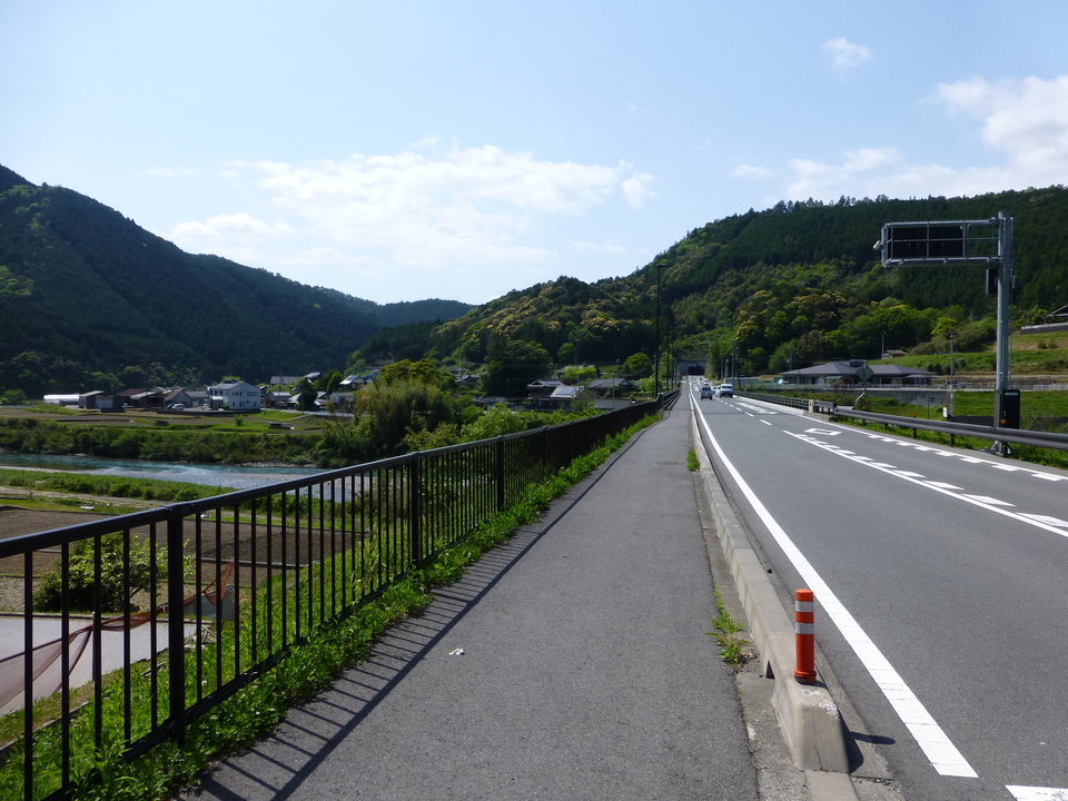 P1050622_mid.jpg